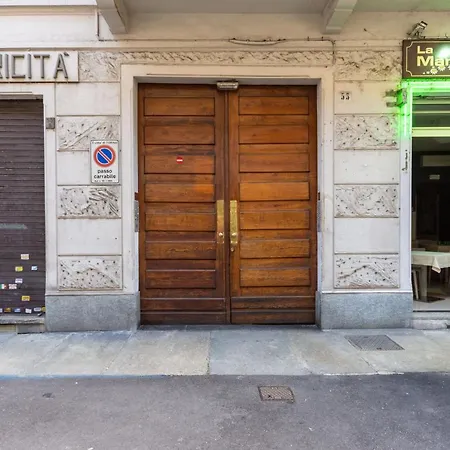 Guesthost - Crocetta&politecnico Huge 아파트