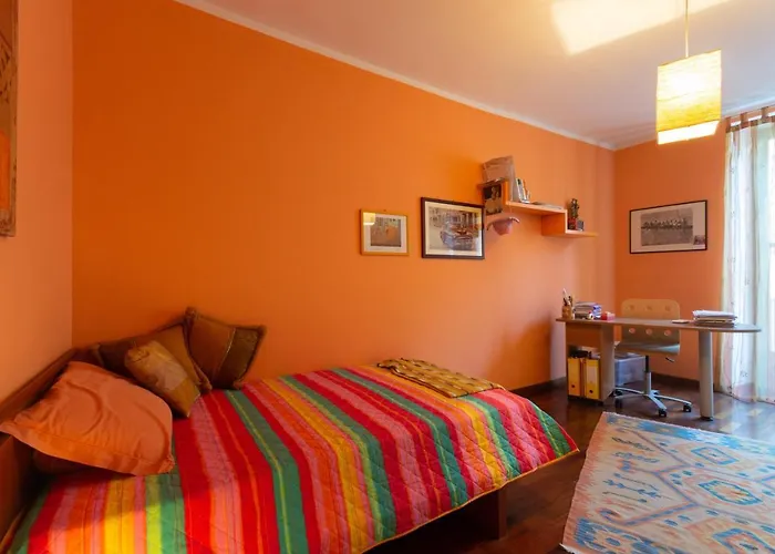 Guesthost - Crocetta&politecnico Huge Apartament *